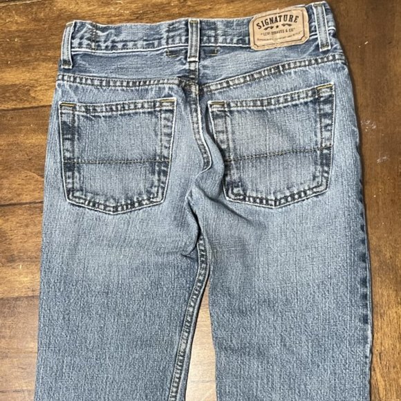 Boys Signature Levi Strauss Jeans, Size 10 Regular - Picture 2 of 3